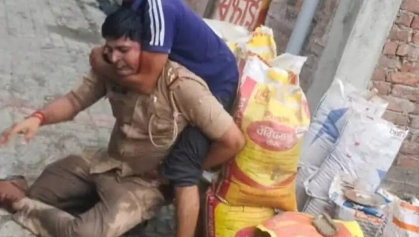 लखनऊ : बुजुर्ग चौकी प्रभारी के साथ मारपीट का वीडियो वायरल, युवक ने सिर पर मारी लोहे की चेन