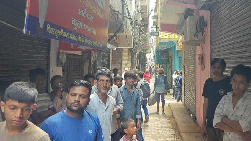 गाजियाबाद : डबल मर्डर से सनसनी,पति ने पत्नी और बेटी की हत्या की