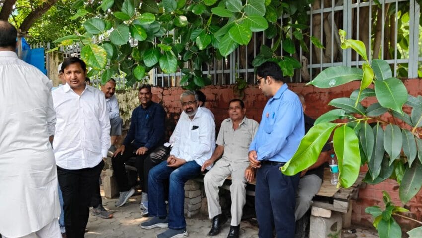 गुरुग्राम : मुख्यमंत्री को काले झंडे दिखाने के मामले में 10 पुलिसकर्मी हुए सस्पेंड