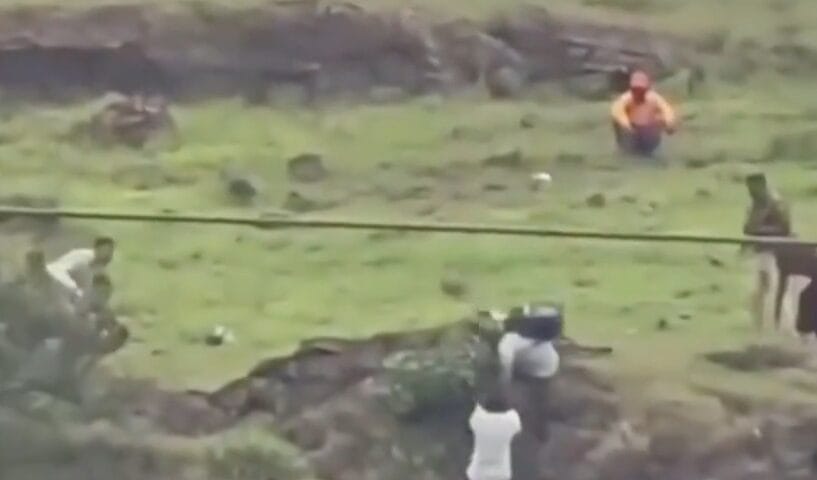 iPhone की जिद ने छीनी 3 जिंदगियां! मां-बाप और बेटे की मौत
