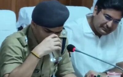संभल : विदाई पर भावुक हुए SP केके बिश्नोई, पुलिसकर्मियों और DM की भी आंखें हुईं नम
