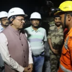 चमोली टनल हादसा : CM धामी टनल के अंदर पहुंचे, 7 मजदूरों की मौत, तीन लापता