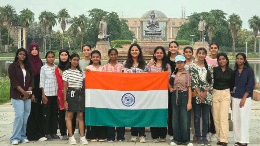 मिशन शक्तिसैट : सरकारी स्कूल की धारणा तोड़, अंतरिक्ष में कदम रखने को तैयार 17 राज्यों की 20 बेटियां