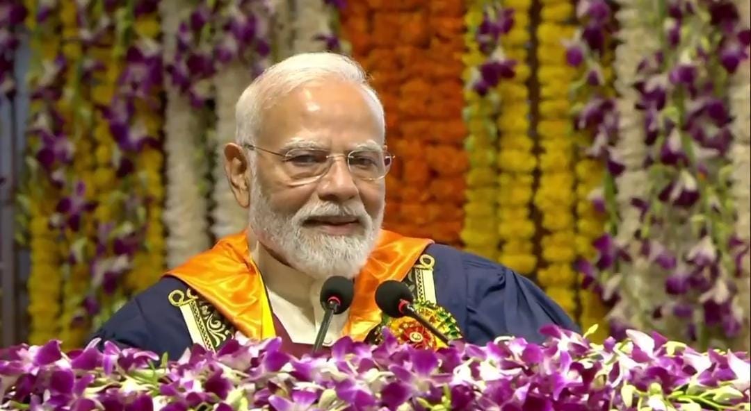 मैं तो बाबा बागेश्वर नहीं हूं, लेकिन यकीनन, हर छात्र के मन में आने वाले कल को लेकर सवाल तो होगा : PM मोदी