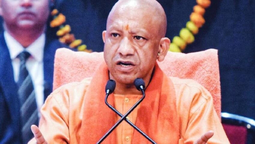 योगी सरकार का बड़ा एक्शन,4 तहसीलदार और 1 नायब तहसीलदार सस्पेंड