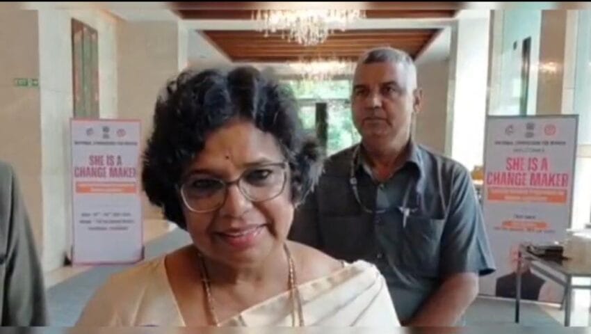 महिलाओं की गरिमा और सुरक्षा के लिए समाज की सोच बदलना जरूरी: विजया रहाटकर