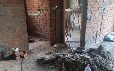 लखनावली : दो बार सील हुई बिल्डिंग, अंदर चल रहा निर्माण कार्य