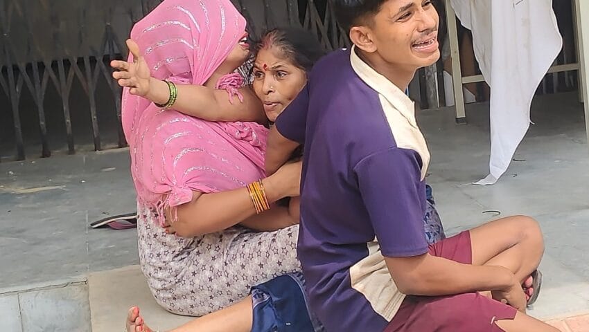 बाइकों की आमने-सामने भिड़ंत में, दो की हुई मौत