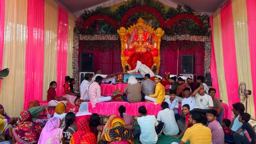 गणेश चतुर्थी: शिवली कस्बे में जयकारों के बीच विराजे गणपति बप्पा