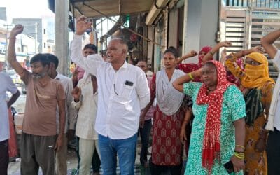 सफाई ठेका कर्मी की मौत से धरने में बढ़ा आक्रोश, 41 दिनों से मांगों पर अड़े कर्मचारी