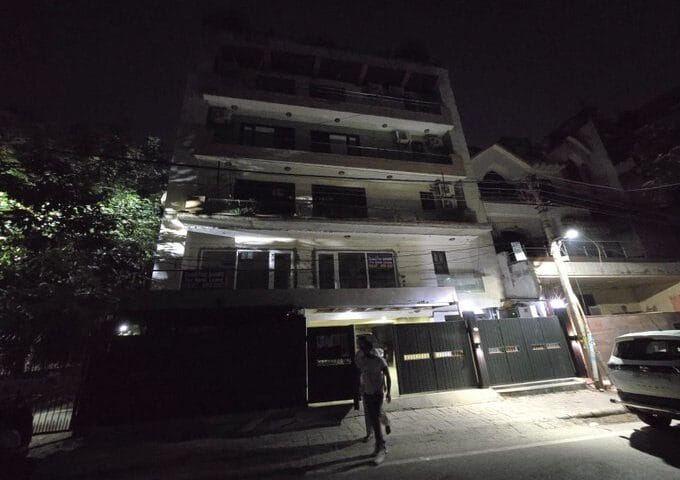 दिल्ली में प्रॉपर्टी डीलर बंटी घड़ियाल की हत्या,बिल्डिंग में रहने वाले लोगों से हुई थी मारपीट