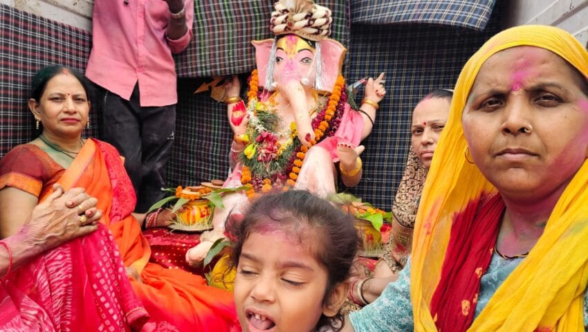विघ्न विनाशक भगवान गणेश का हुआ विर्सजन