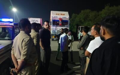 यमुना एक्सप्रेसवे पर स्लीपर बस बनी आग का गोला, नौ यात्रियों की मौत; खिड़की से कूदकर कई यात्रियों ने बचाई जान
