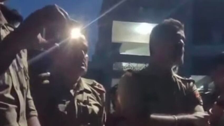 दांत उखड़वाने के 21 दिन बाद युवक की मौत, परिजनों ने क्लीनिक के बाहर शव रखकर किया हंगामा