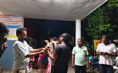 गड्ढे में पहिया जाने से पलटे ई रिक्शा में दबने से युवक की मौत