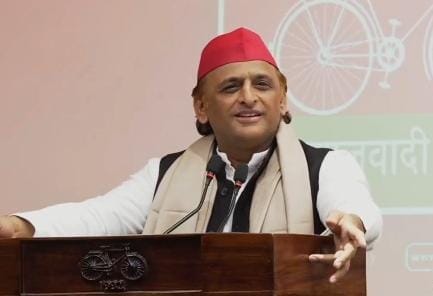यूपी चुनाव से पहले अखिलेश यादव का बड़ा बयान,कहा-एक कचौड़ी, दो समोसा, BJP पर नहीं है भरोसा