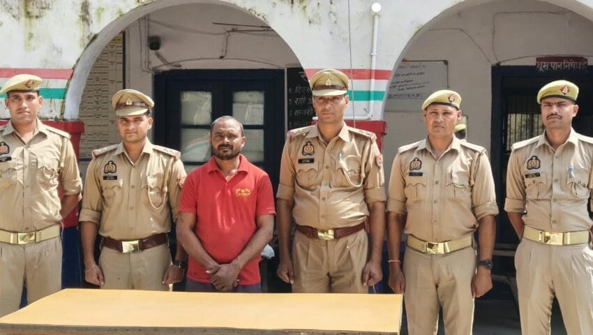 शाहजहांपुर में 2 साधुओं की हत्या का खुलासा,आरोपी भतीजे को पुलिस ने किया गिरफ्तार