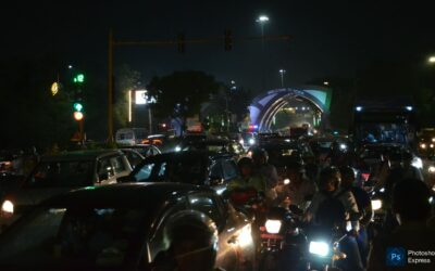 दिल्ली में प्रदर्शन से पहले चिल्ला बार्डर पर सख्ती, वाहनों की जांच से लगा जाम