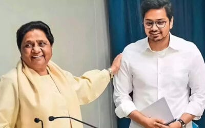 आकाश आनंद की BSP में फिर वापसी,मायावती ने बनाया राष्ट्रीय संयोजक,आनंद बोले- मुझे क्षमा किया, इसके लिए आभारी हूं
